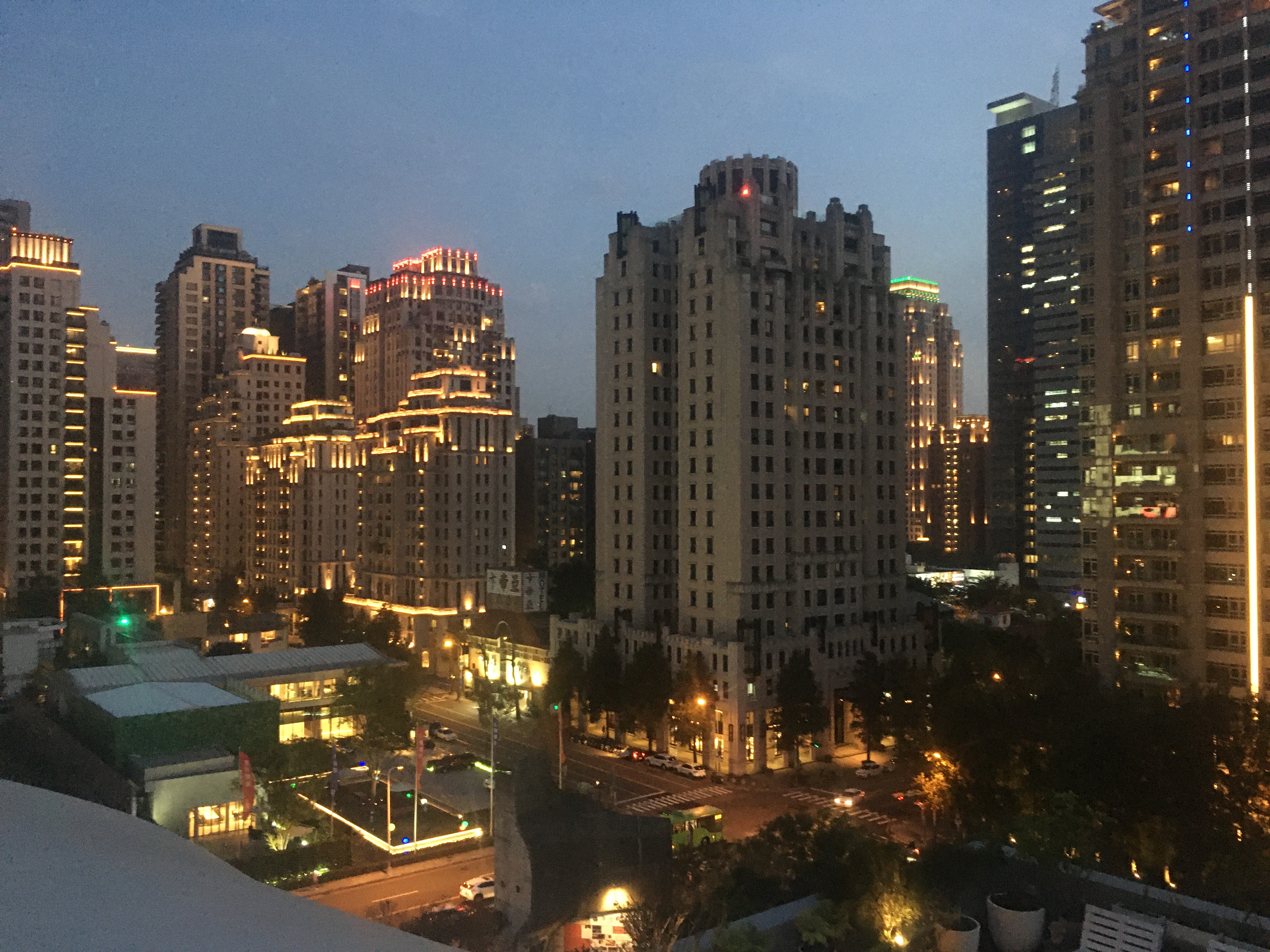 국립가극원-옥상정원3