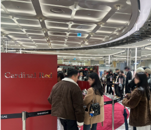 카디널 레드 부산