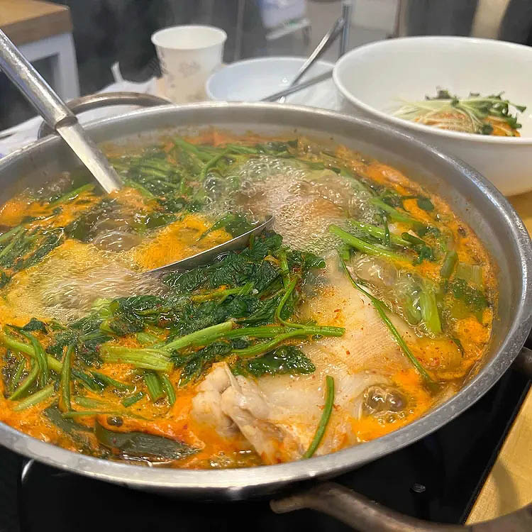 을지로입구 해산물집 '충무집'