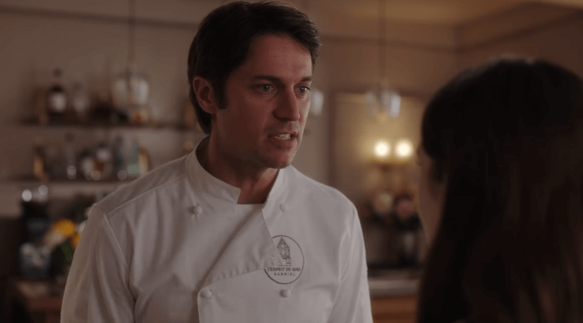 에밀리-파리에-가다-시즌4-7화