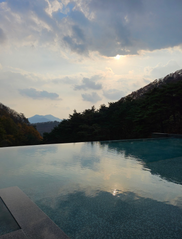 제천 포레스트 리솜 인피니티풀