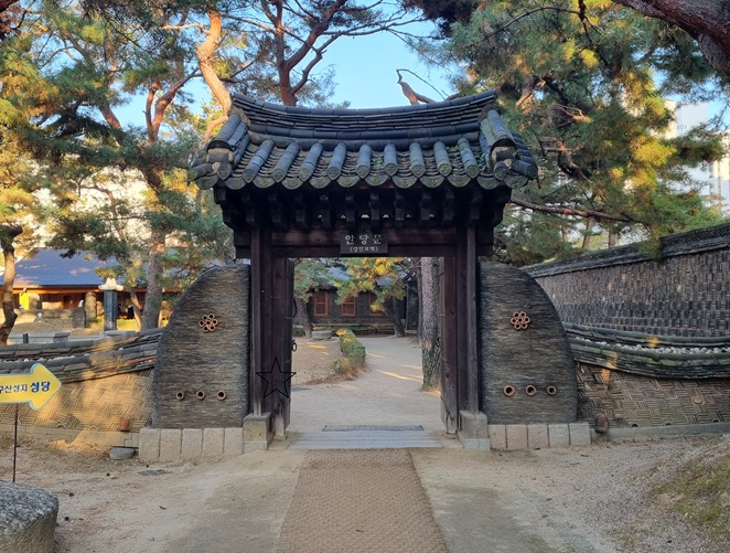 구산성지 안당문
