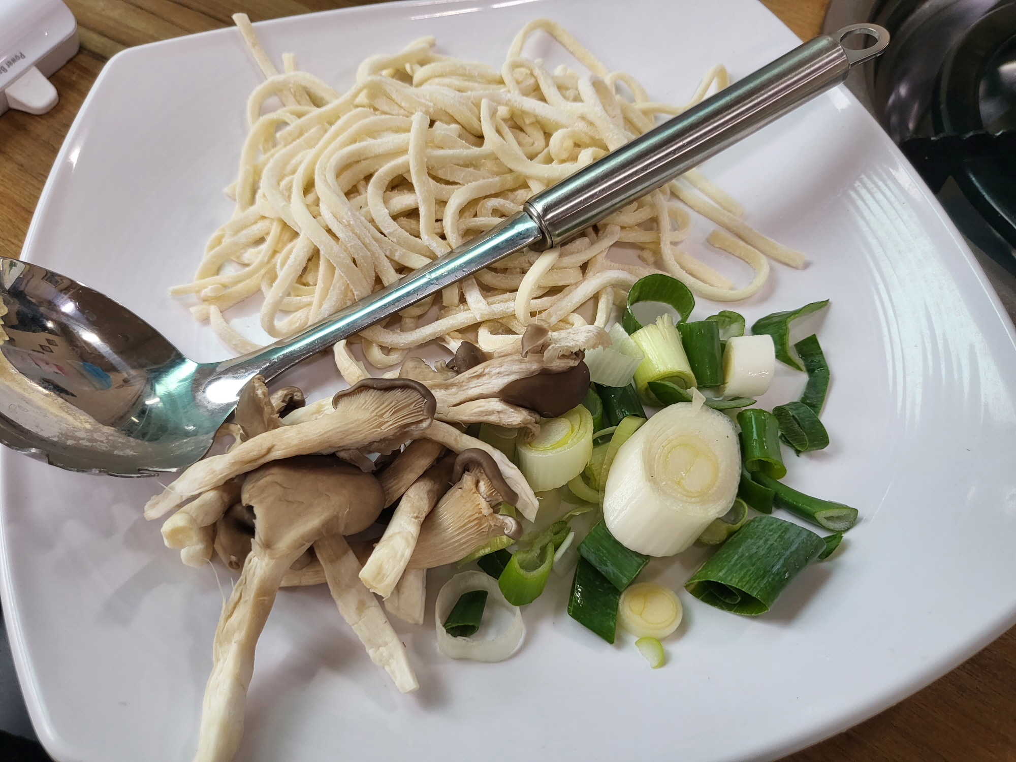 생금마을 - 칼국수 면