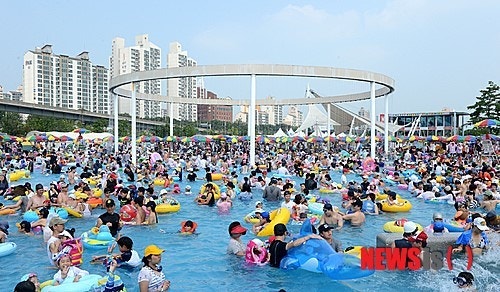 2025 한강공원 수영장·물놀이장 개장 정보 총정리 (이용시간·요금 할인 안내) 관련 사진