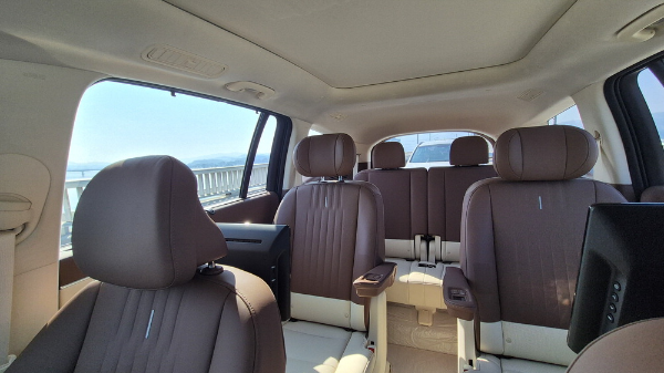 현대 자동차 아이오닉9 실내