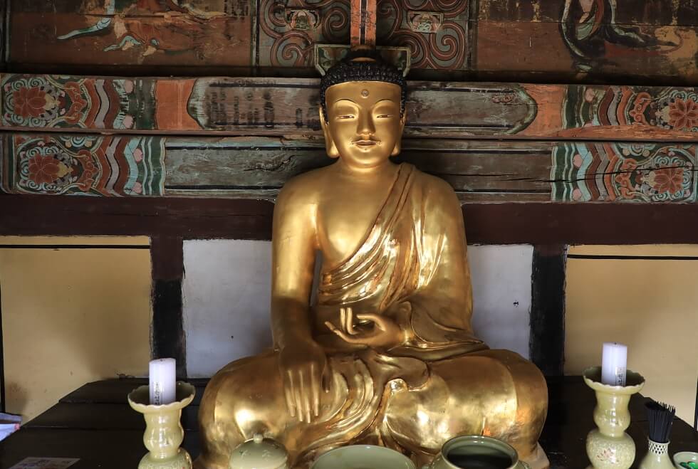 순천 선암사 : 천년의 고요를 간직한 세계문화유산 천년 선맥이 이어지는 조계산의 고찰