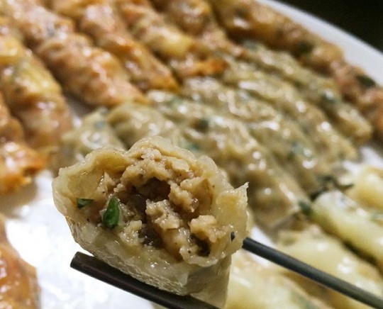 충북 단양군 만두집 '단양마늘만두'