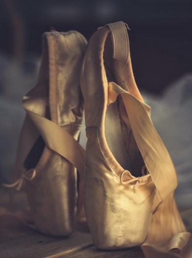 발레할 때 신는 토슈즈 사진