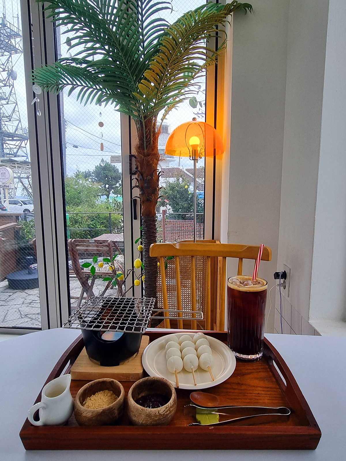 동해 묵호 논골담길 카페 6곳 모두 보기&amp;#44; 오션뷰 명당부터 감성 당고 맛집까지