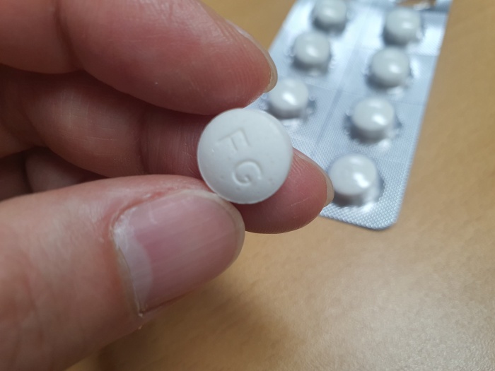 동그란-알약형태의-식염포도당