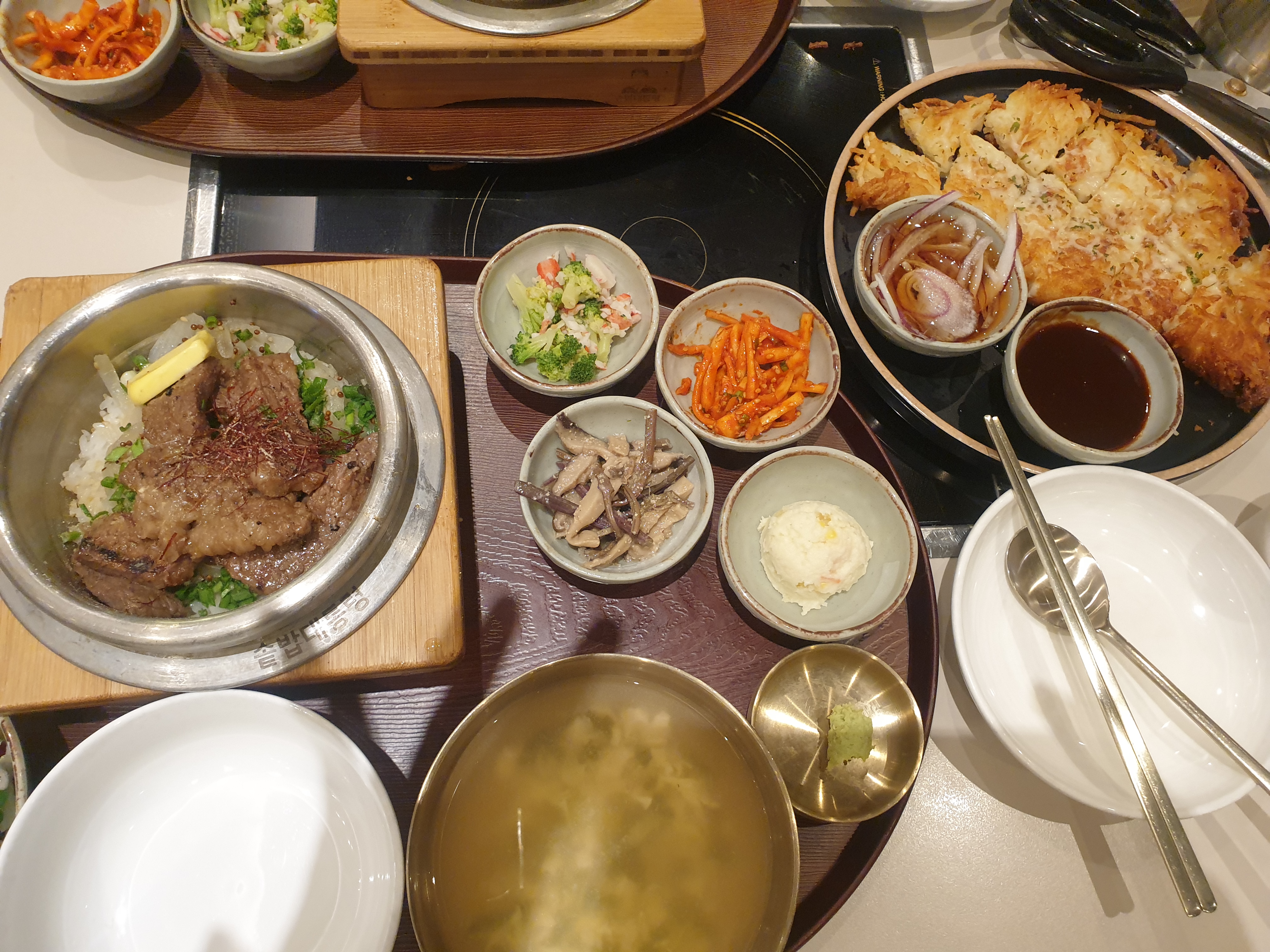 석갈비 갈비솥밥과 감자전