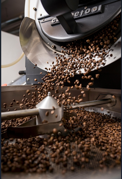 커피 로스팅 중