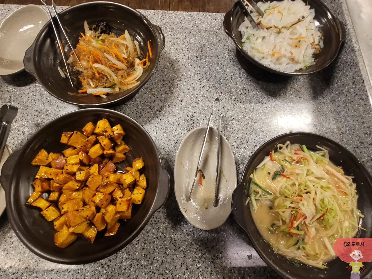 경기-남양주시-소리소빌리지-전라도식-시골밥상-셀프바-맛탕외-3가지-반찬