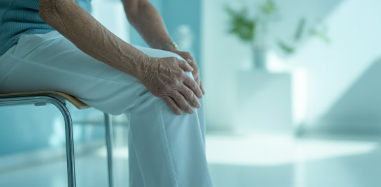 무릎 통증 원인