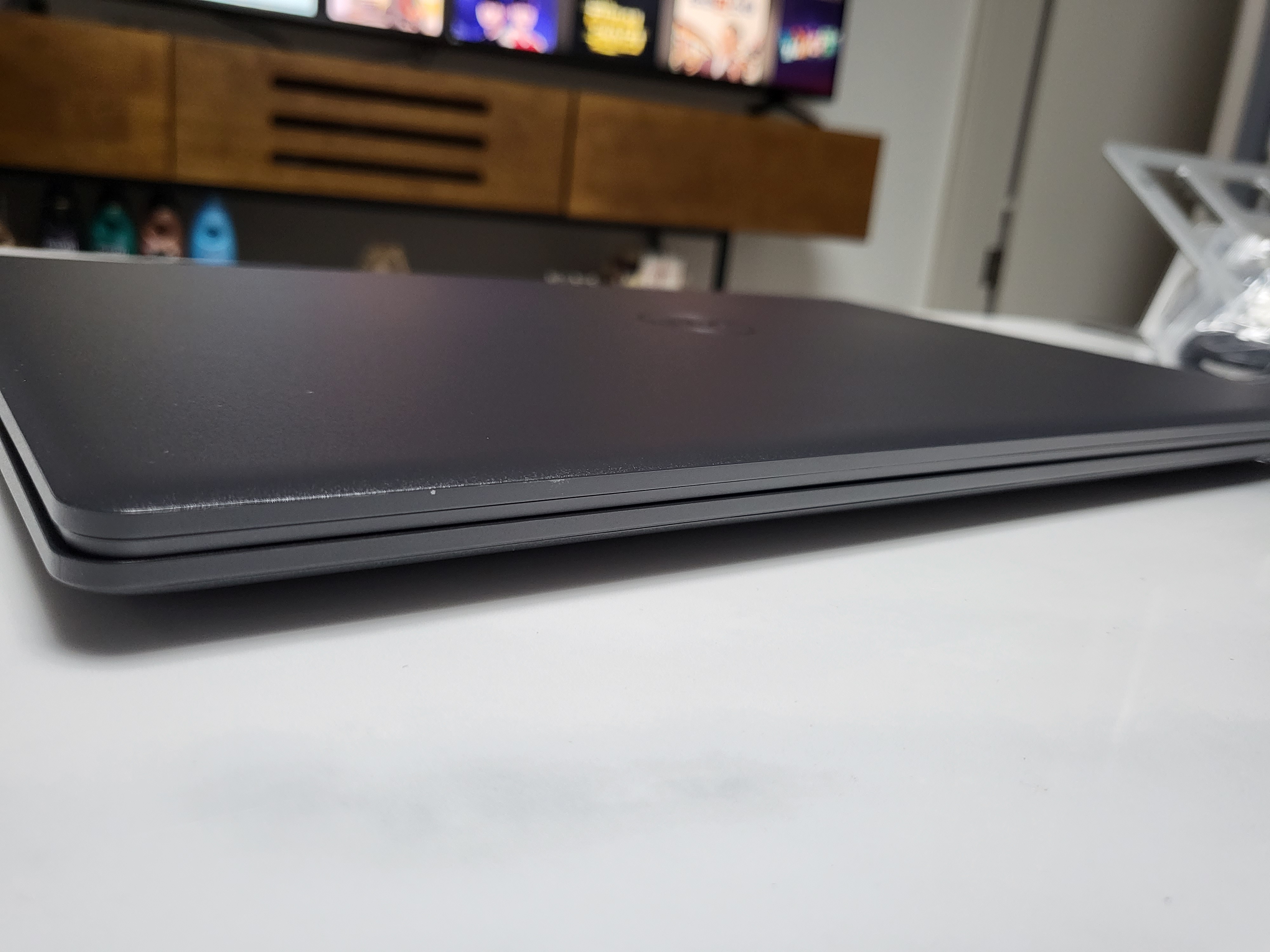 DELL-Inspiron 15 DN3525-WH02KR 노트북 옆면