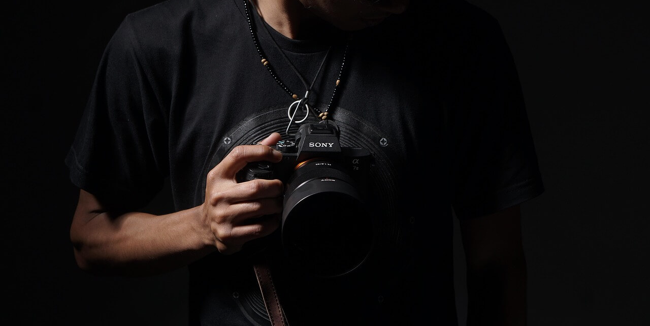 보여주는 시대를 넘어, 느끼게 하는 브랜드 비주얼의 힘