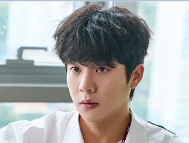 무인도의 디바 강보걸 사진