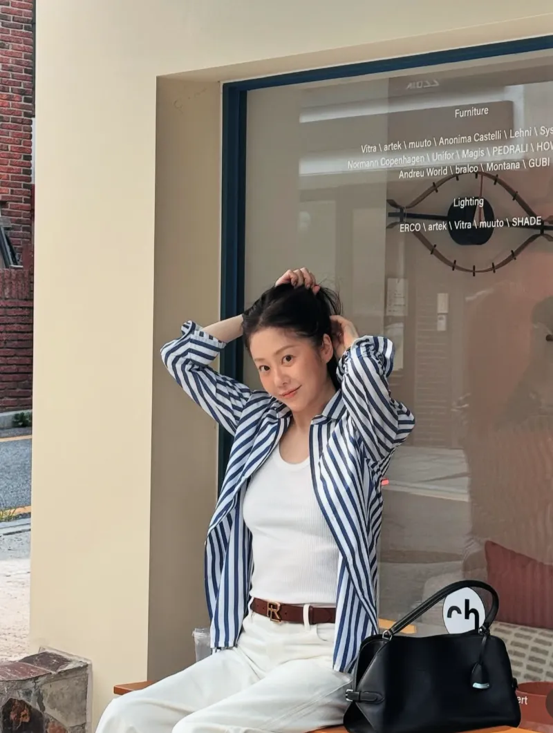 고현정 COS, 고현정 패션, 고현정 코트, 고현정 COS 패션, 2025 미니멀룩, COS 가을 코트, COS 와이드 팬츠, COS 공식몰 할인, COS 세일, COS 신상, COS 네이버 쇼핑, COS 퍼플코인 이벤트, MZ세대 인기 미니멀 브랜드, COS 꾸안꾸룩, COS 셀럽 패션, COS 직구, COS 특가