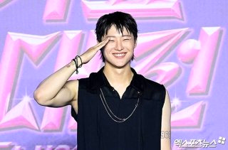 우즈 무급 구인 콘서트 스태프 채용 논란