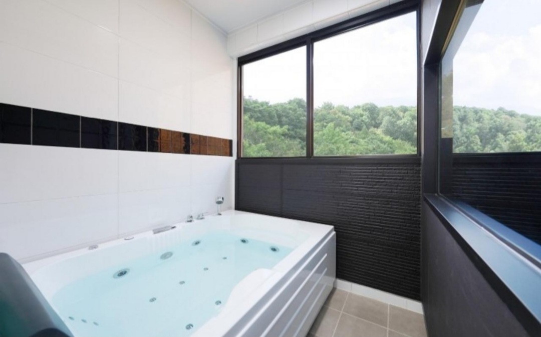 신관 101호 스파