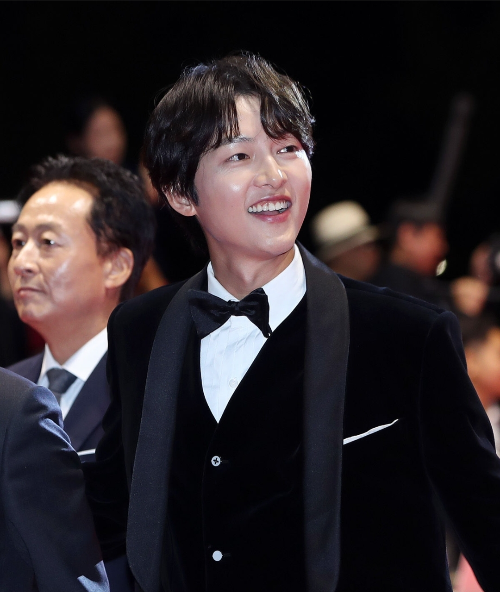 송중기 케이티 공주님 출산