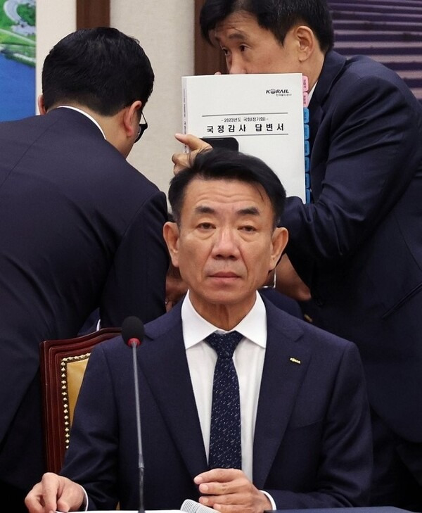 한문희 사의 표명