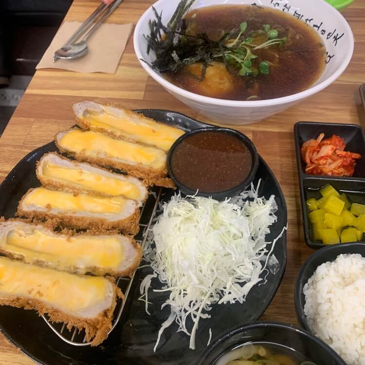 후니도니 치즈돈가스 냉메밀