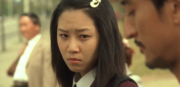 여고생역으로 나와 비중이 꽤 있는 공효진 (영화'킬러들의 수다')