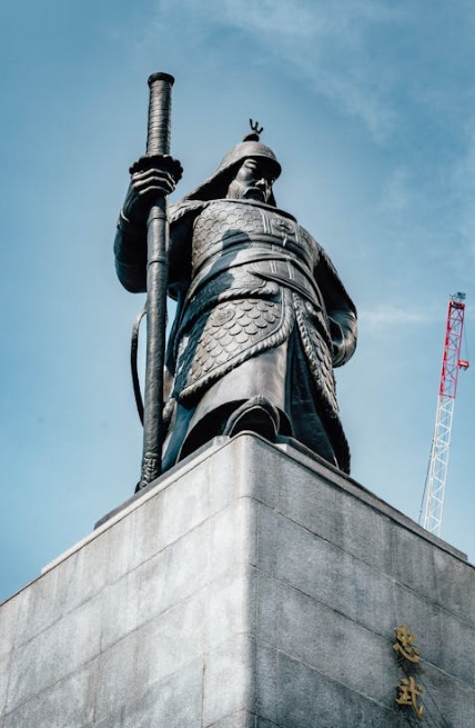이순신 장군 동상
