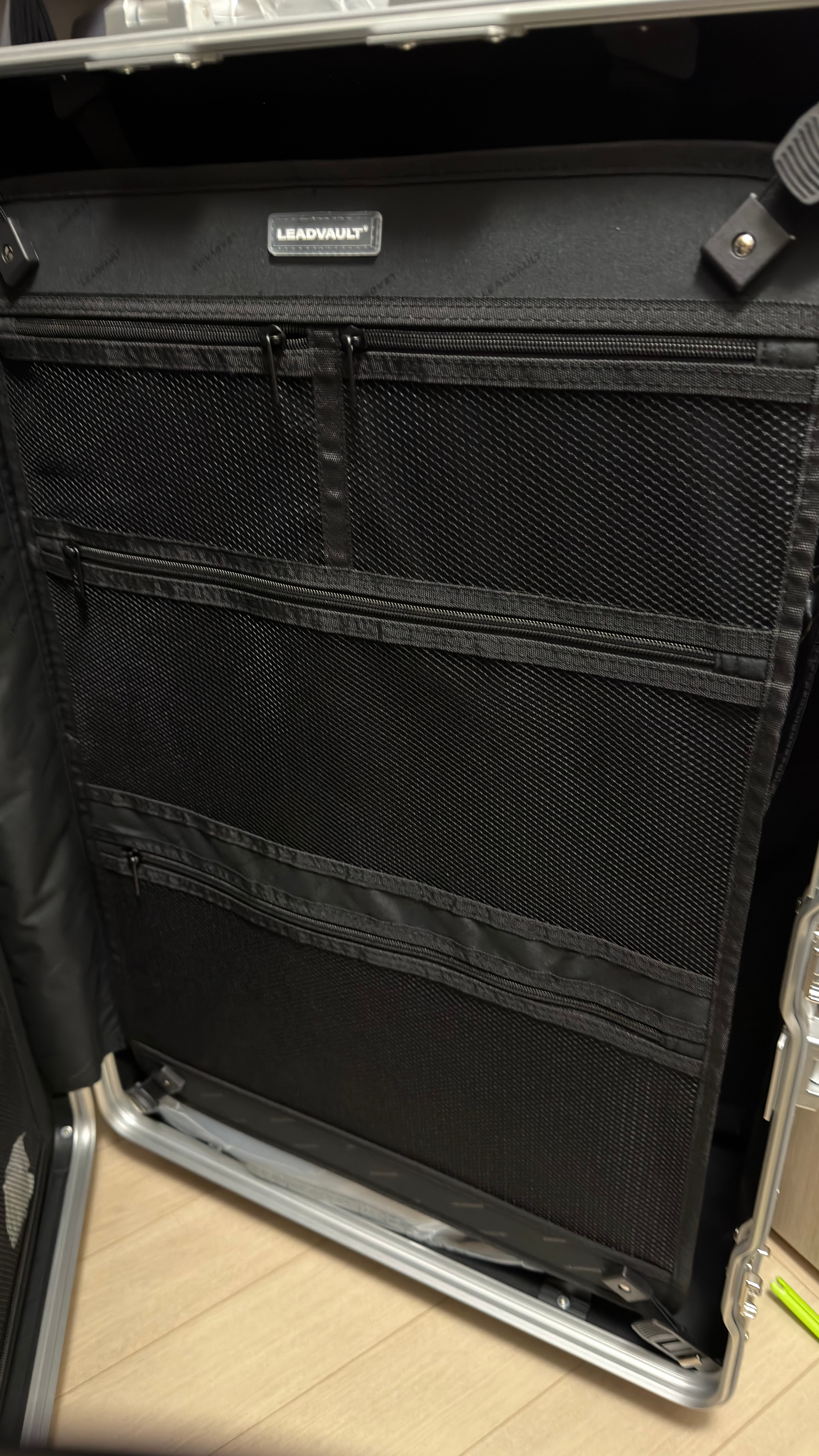 리드볼트 오딧캐리어