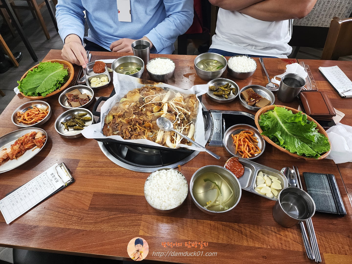 오징어만 안 나온 상차림