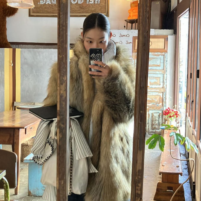 조소빈 사복