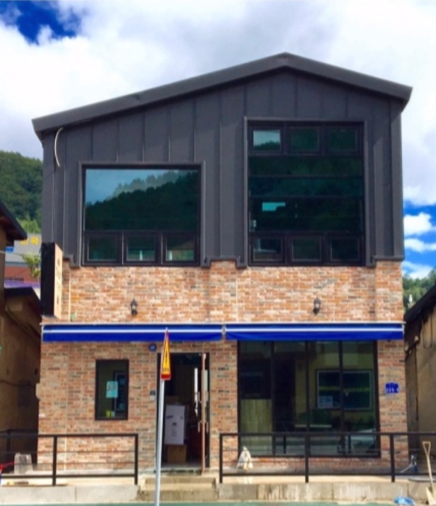 니어브릿지_태백 구문소관광지 인근 베이글,커피 맛집