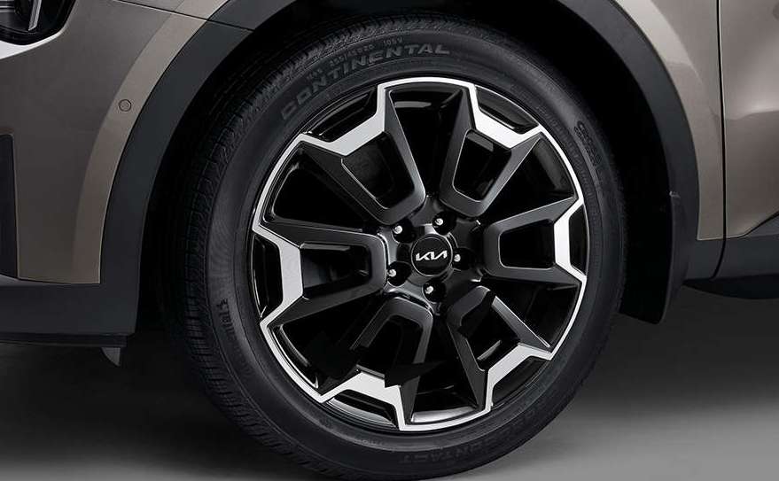 쏘렌토 하이브리드 휠 타이어