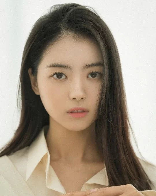 아이오아이 출신, 가수 겸 배우 '임나영' 프로필