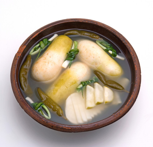 시원하게 속 풀어주는 동치미 만드는 방법