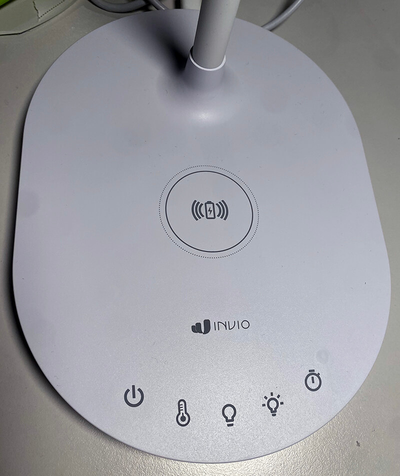 핸드폰 고속 무선충전 기능 지원