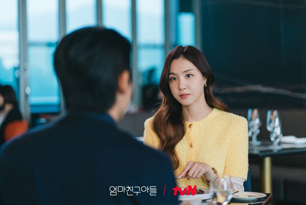 엄마친구아들 몇부작 시청률 재방송 편성표 줄거리 OTT