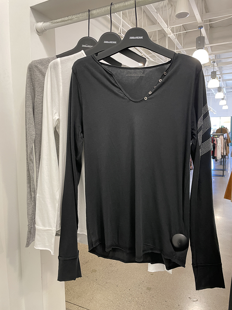 쟈딕앤볼테르 여성 튀니지 아미 에로우 스터드 긴팔 브이넥 티셔츠