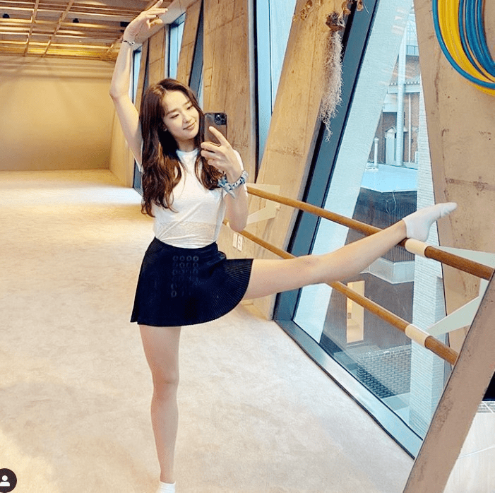 셀카찍는-손연재