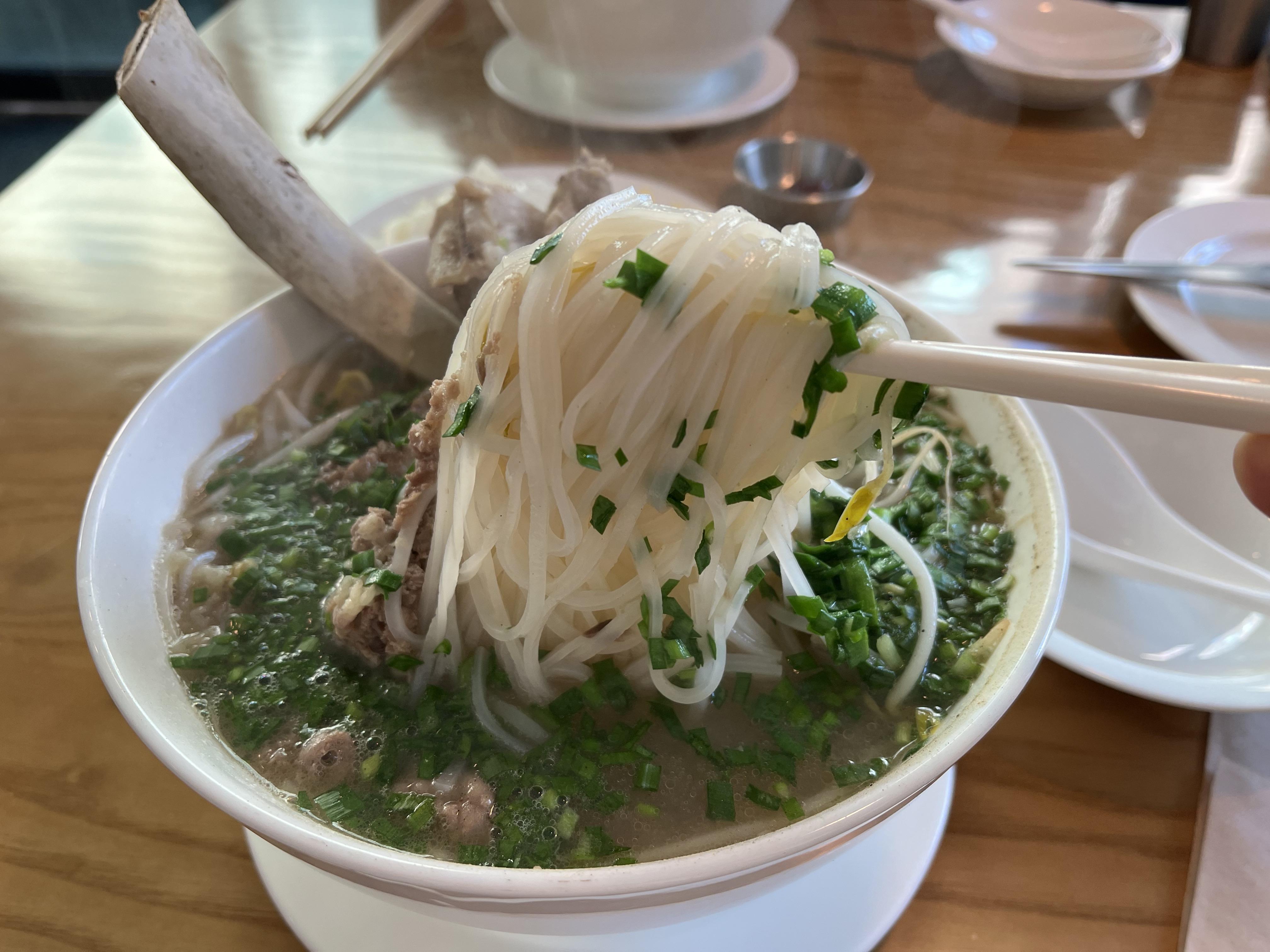 푸짐한 쌀국수