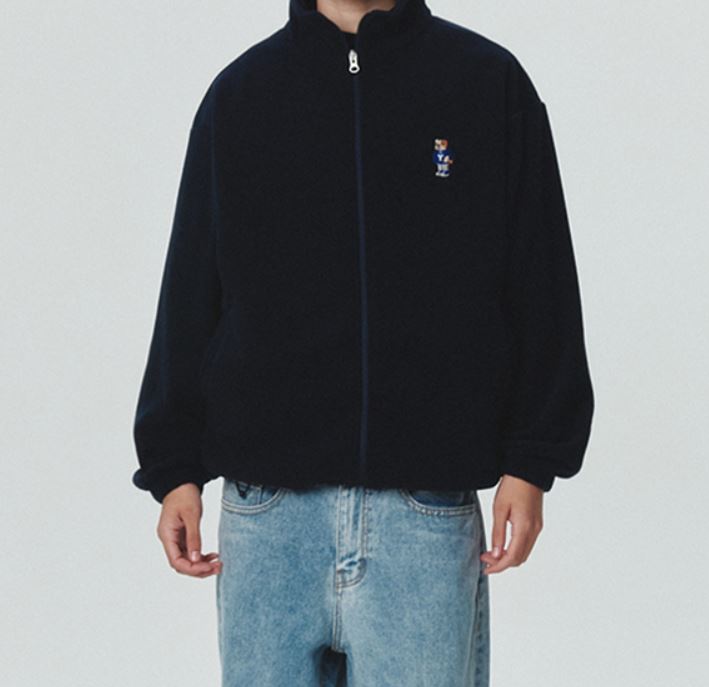 댄-플리스-트랙-자켓-블랙-색상-사진