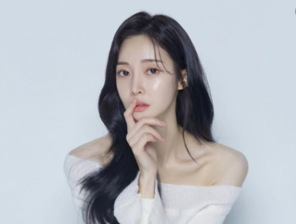 걸그룹 티아라 출신 아름이 사기 혐의로 징역형의 집행유예를 선고받았다.[사진=이아름 SNS]