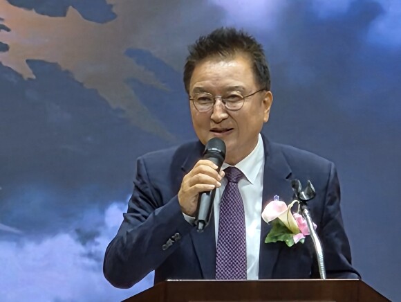 김영환 충북지사 이임식 날 공수처 압수수색 충격: 특가법상 뇌물 혐의와 민선 8기 도정 잔혹사 평가