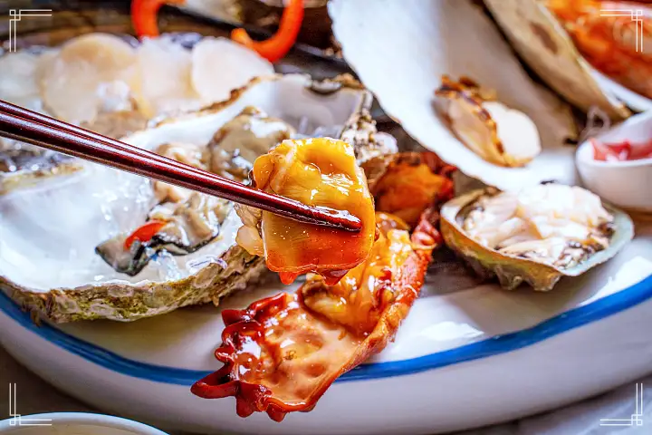 영덕 대게 홍게 활어회 문어숙회 물회 해상공원 옆 오션 바다 뷰 횟집 영덕 강구 맛집