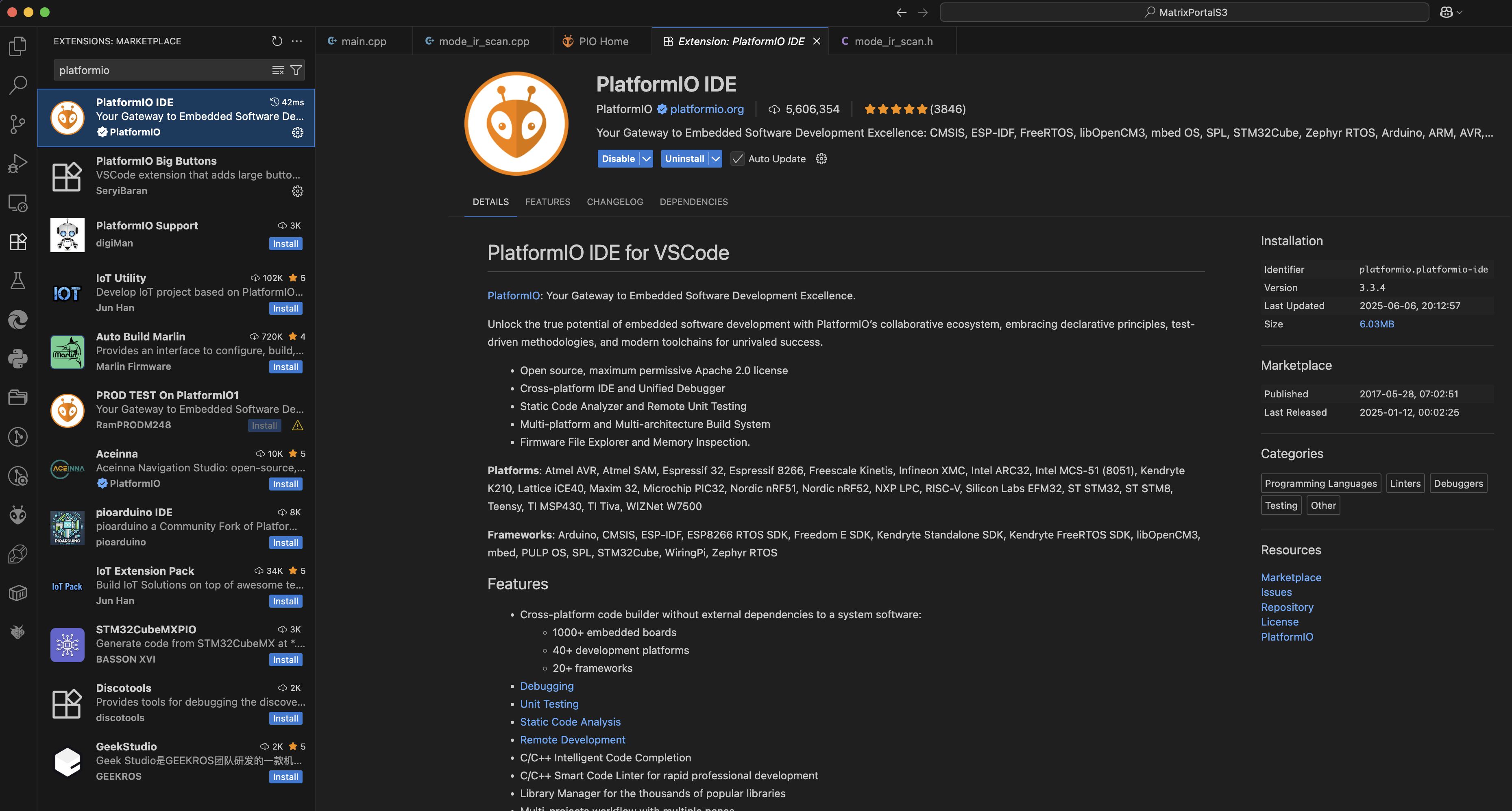 VSCODE의 플러그인으로 platformIO를 설치합니다.