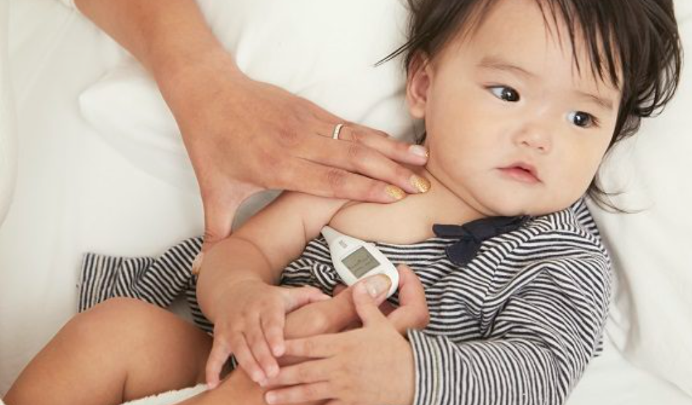 아이의 체온을 재는 방법