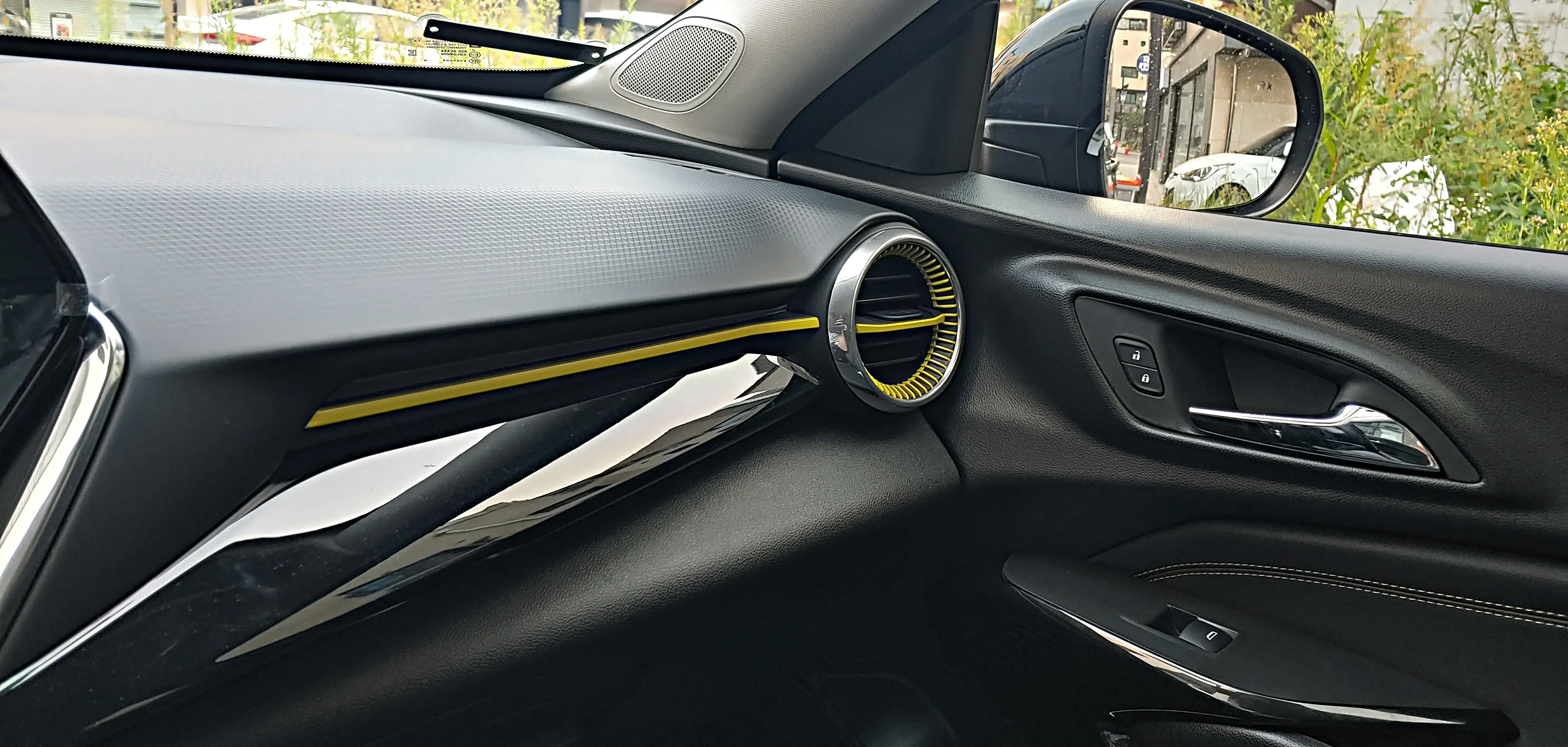 쉐보레 트랙스 크로스오버 내부 및 인테리어