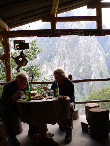 호도협 트레킹, 옥룡설산과 하파설산 사이에서 만난 짜릿한 대자연의 길 관련 이미지5