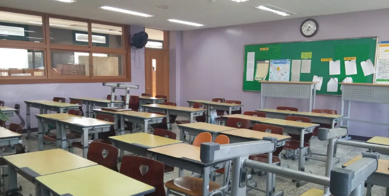 교실 어디에서 상담할 것인지 미리 점검해 놓으세요! 상황에 따라서는 교무실에서 상담하셔도 됩니다.